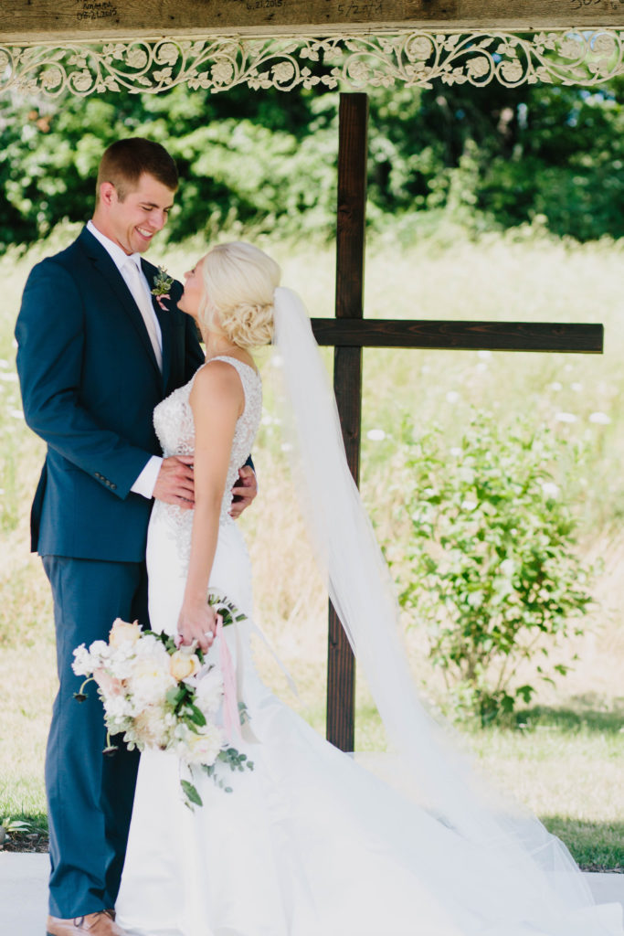 Wedding at Monterey Valley Barn | The Day's Design | Katie Grace Photography