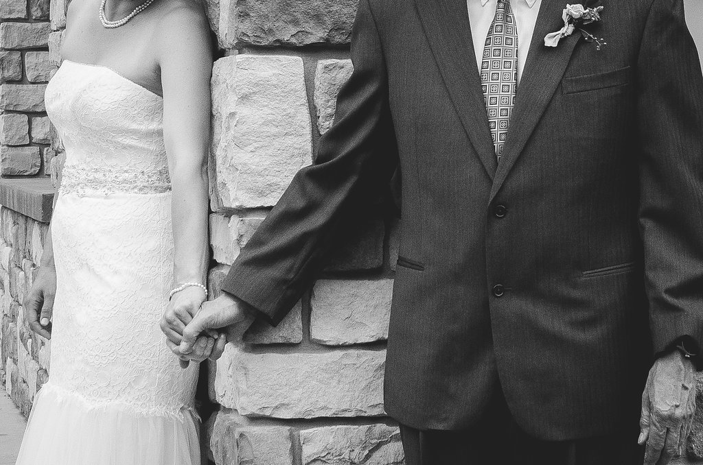 Wedding First Look | The Day's Design | Emilee Mae Photography
