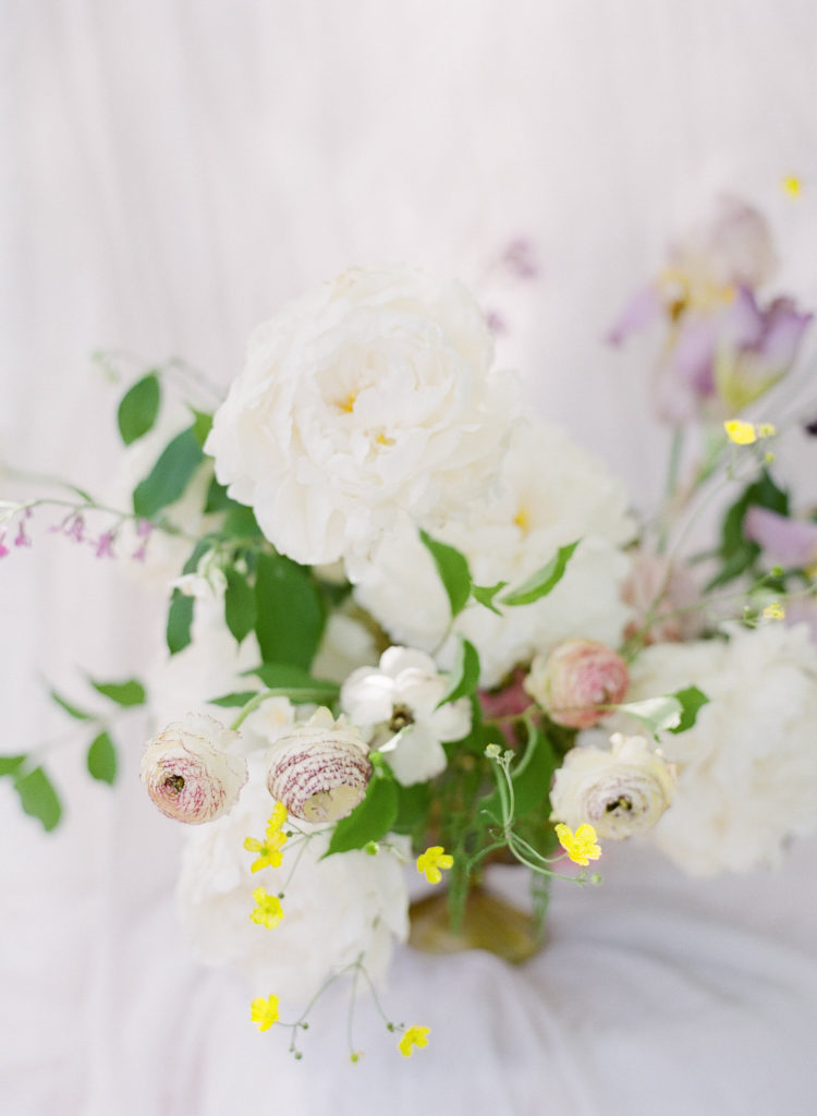 Peony Centerpiece | The Day's Design | Emily Jane Photography